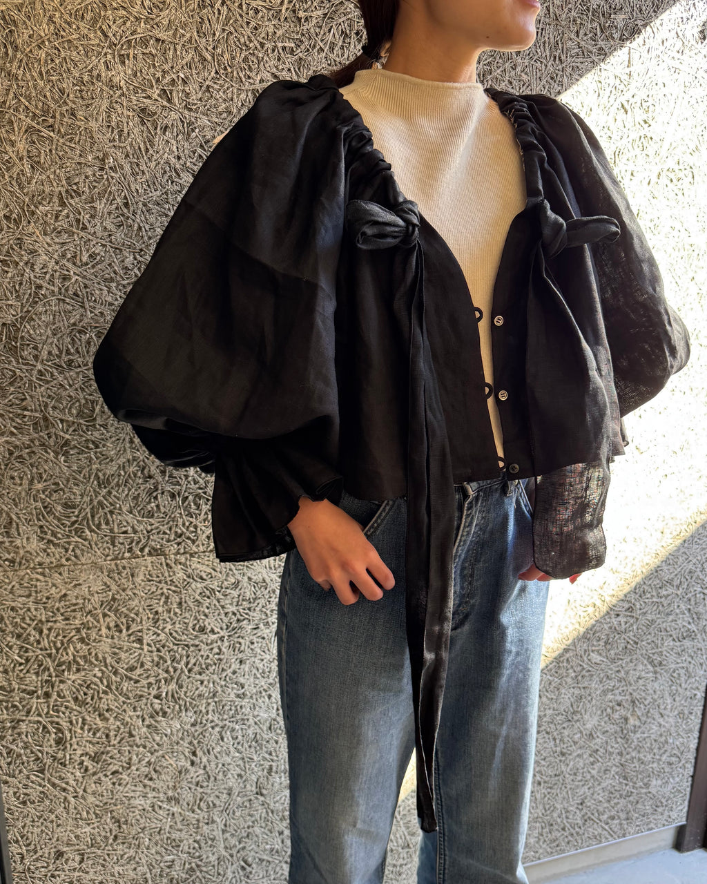 【予約】linen ribbon puff blouse(black)