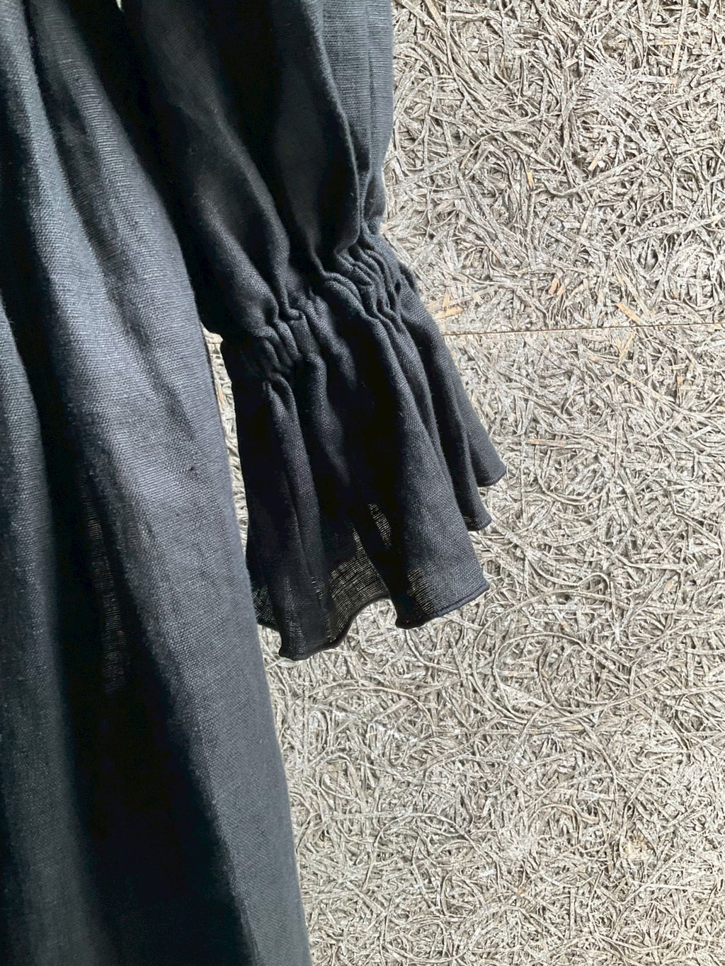 linen ribbon puff onepiece(black)