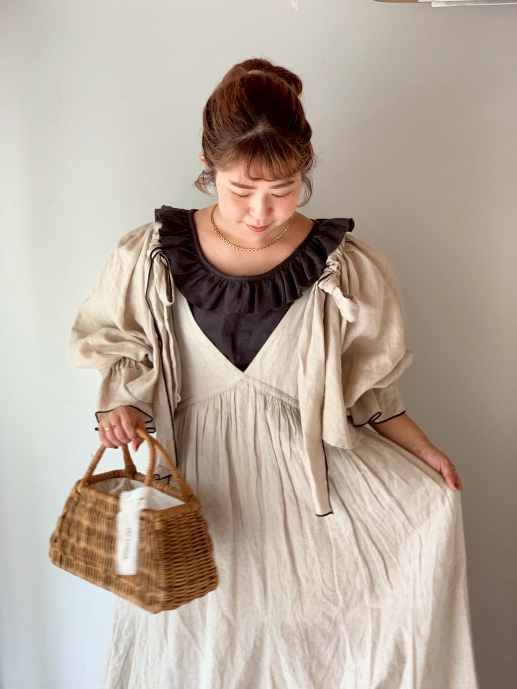 linen ribbon puff blouse(écru)