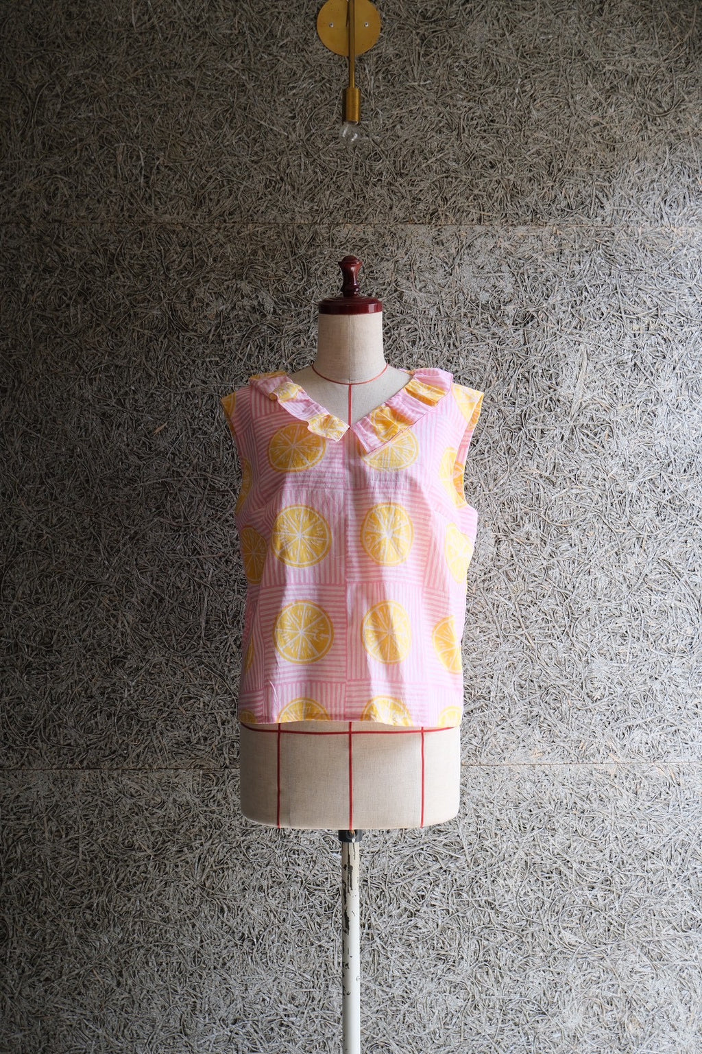 frill tops