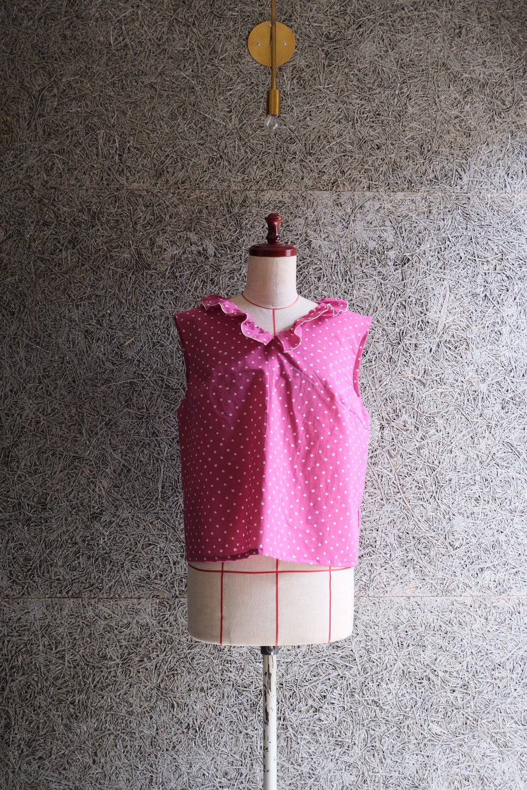 frill tops