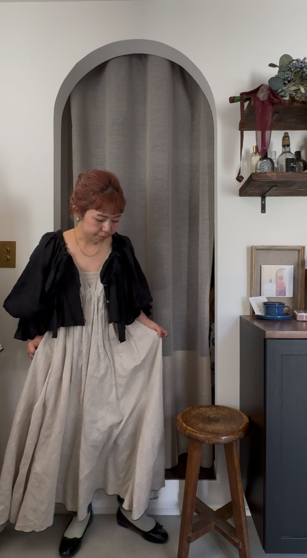 メローブラック_linen ribbon puff blouse(black)