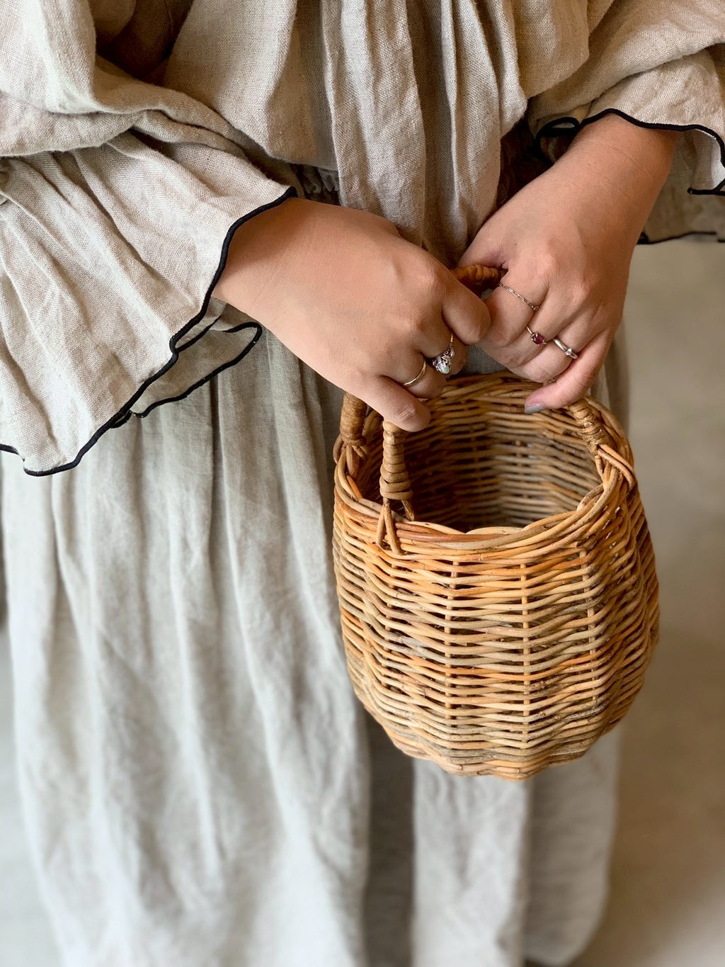 linen ribbon puff onepiece(écru)