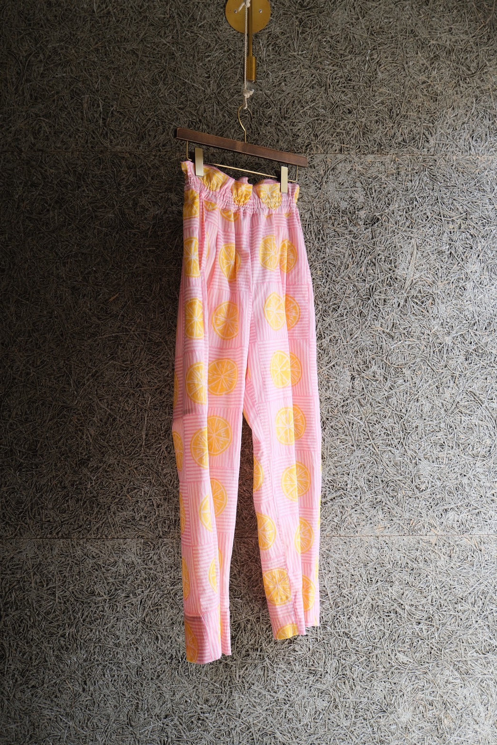 frill pants