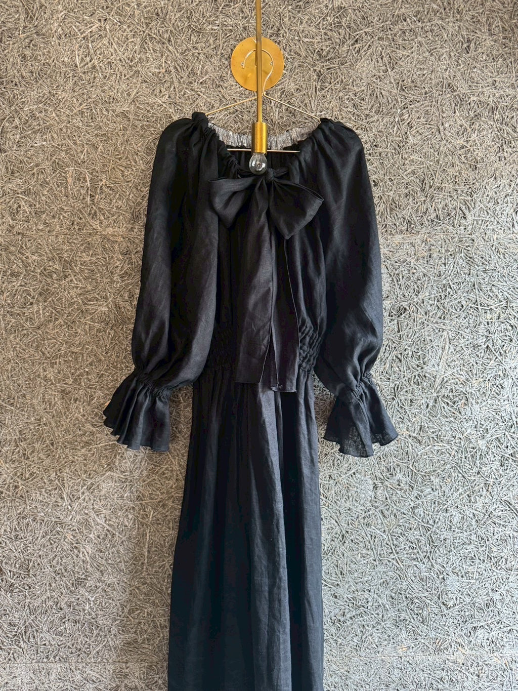 linen ribbon puff onepiece(black)